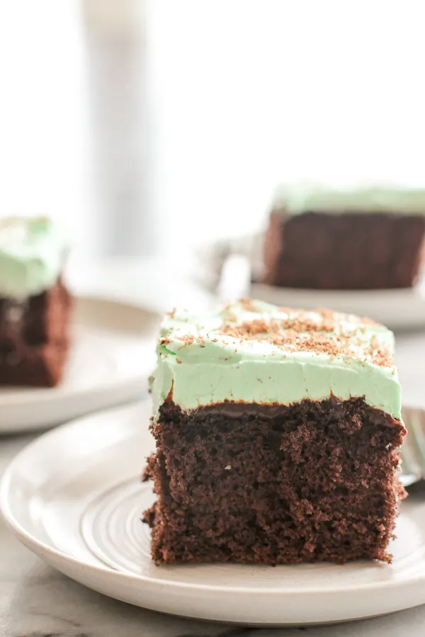 Easy Chocolate Creme de Menthe Cake