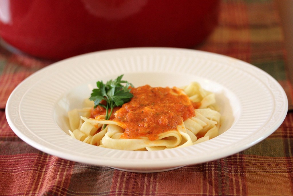 Fresh Tomato Pasta Sauce - Lisa's Dinnertime Dish