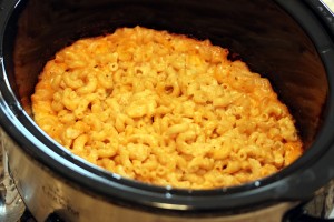 Cooked macaroni and cheese in the slow cooker before serving