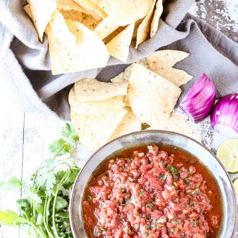 Restaurant Style Salsa - Lisa's Dinnertime Dish
