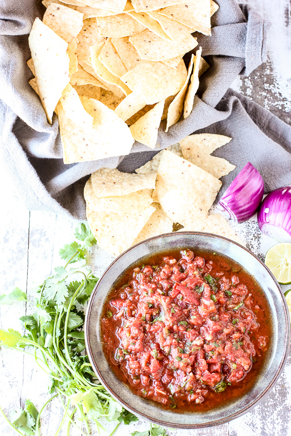 5 Minute Homemade Salsa (Restaurant Style) - Spend With Pennies