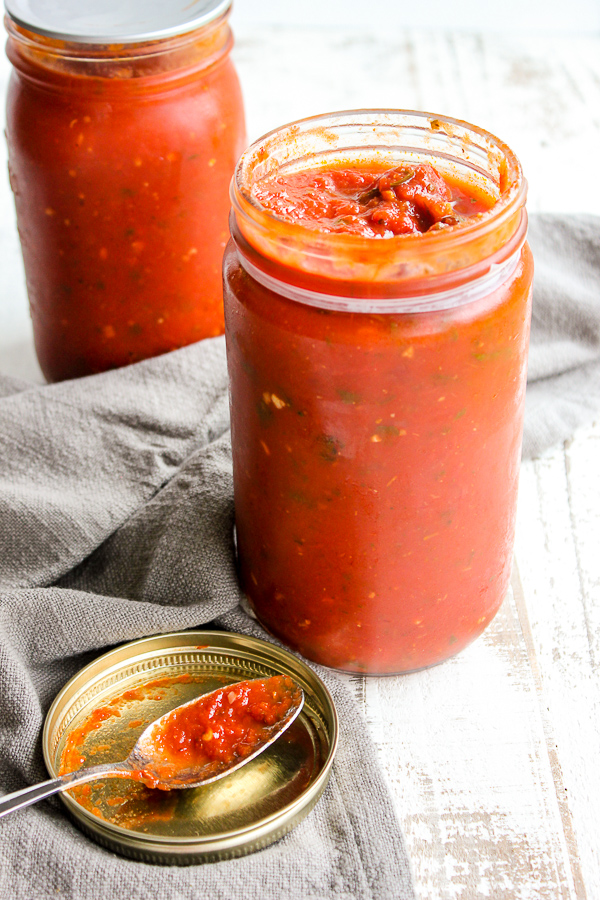 Tomato Basil Marinara Sauce in a mason jar