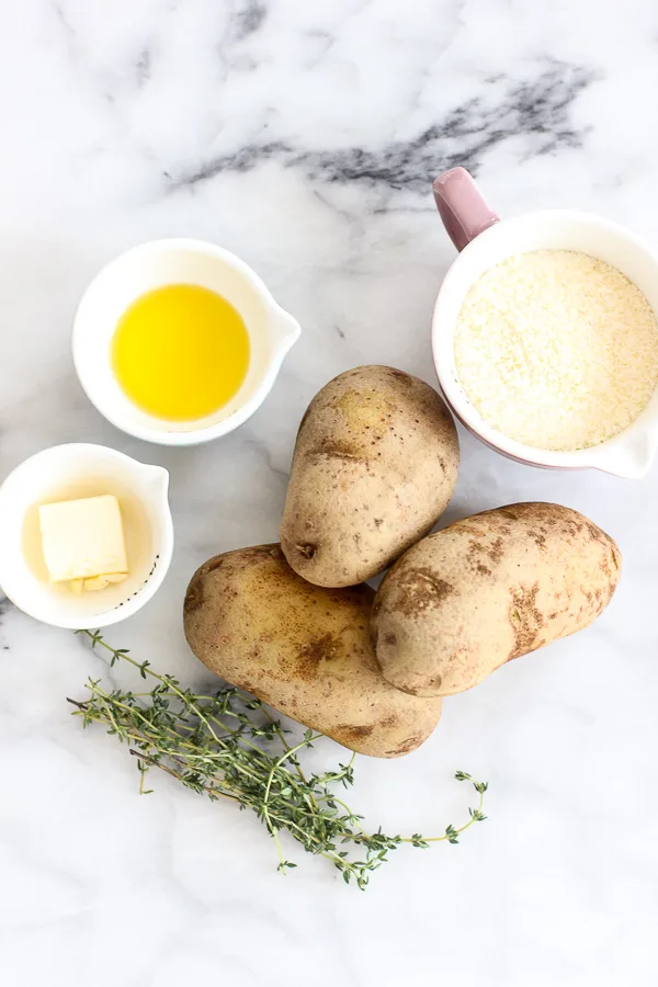 Ingredients needed to make parmesan roasted potatoes