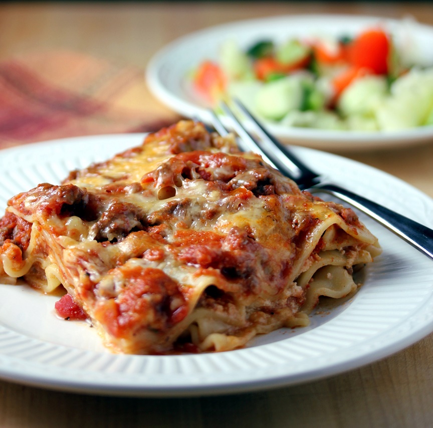 Easy Classic Lasagna - Lisa&amp;#39;s Dinnertime Dish