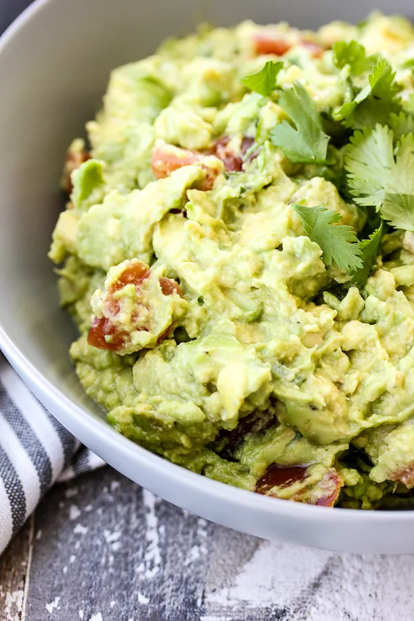 Close up of finished guacamole