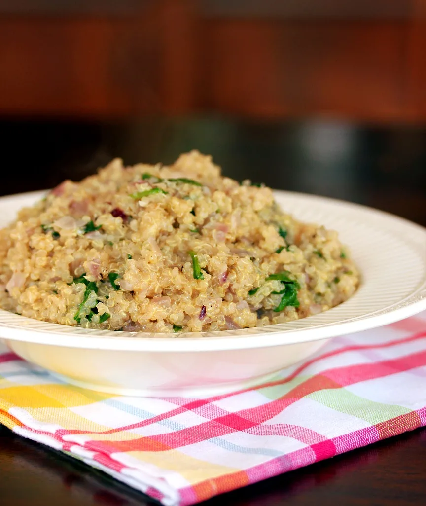 Spinach Parmesan Quinoa in a serving bowl