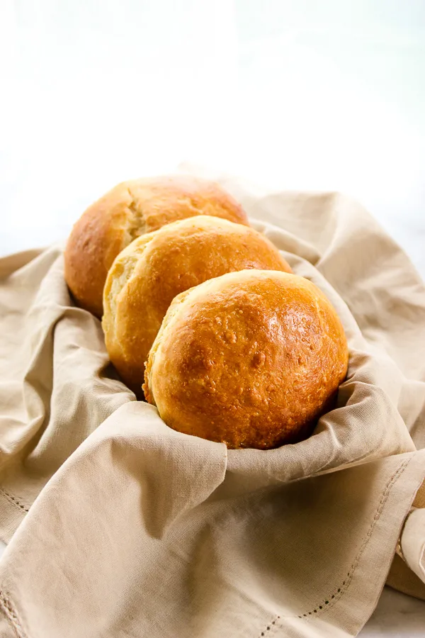 These Brioche hamburger buns are incredibly easy to make and they're deliciously light, tender and slightly sweet, perfect for topping with a juicy burger. | lisasdinnertimedish.com