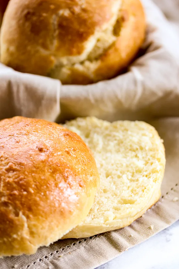 These Brioche hamburger buns are incredibly easy to make and they're deliciously light, tender and slightly sweet, perfect for topping with a juicy burger. | lisasdinnertimedish.com