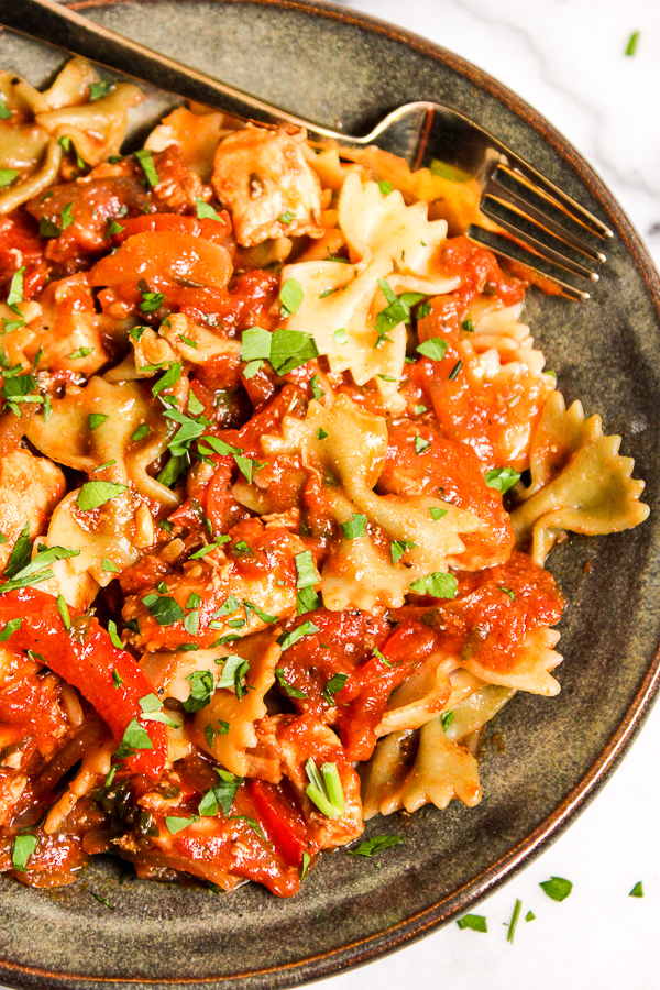 Quick Chicken Cacciatore is a richly flavored pasta dish that's so easy to make. It's family friendly, as well as a great meal for entertaining.