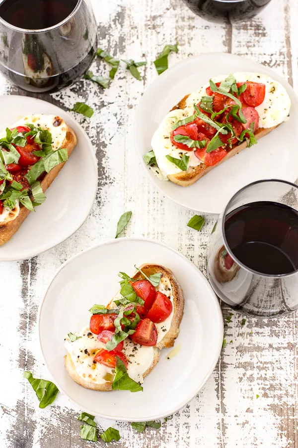 Warm Caprese Toast - A Great Toasted Party Appetizer