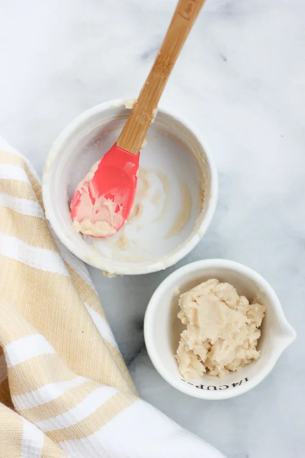 Showing the butter and flour fully combined