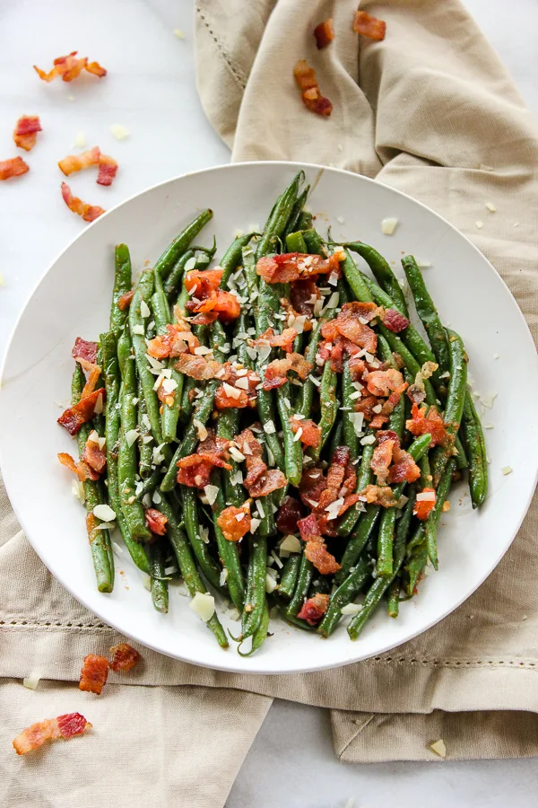 Green Beans with Tomato and Bacon