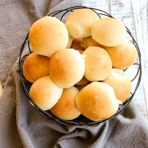 Grandma's Dinner Rolls Recipe