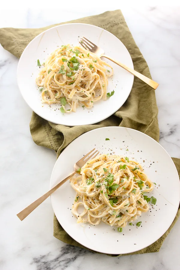 How to Make a Skinny Fettuccine Alfredo Recipe