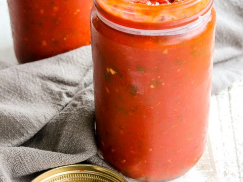 Easiest Ever Tomato Basil Marinara Sauce