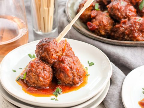 Instant Pot Cranberry Barbecue Meatballs - Lisa's Dinnertime Dish